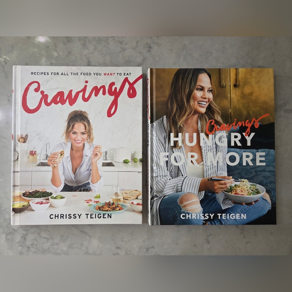 Chrissy Teigen Cookbook Set - Cravings and Hungry for More